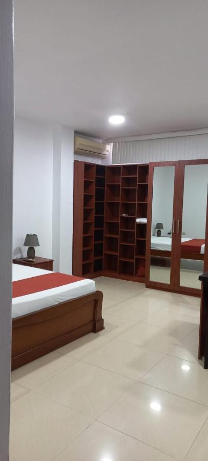 Departamentos Marcecilia De 2 Y 3 Habitaciones En El Centro De Manta Exterior foto