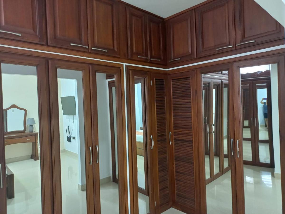 Departamentos Marcecilia De 2 Y 3 Habitaciones En El Centro De Manta Exterior foto